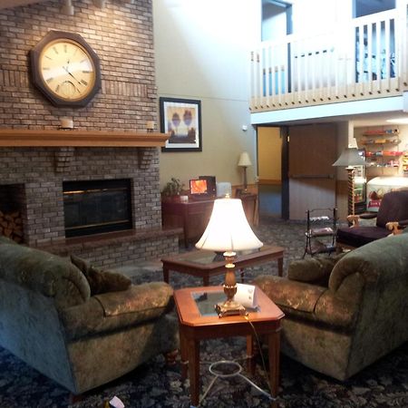 Cobblestone Hotel & Suites - Wisconsin Rapids Exterior foto